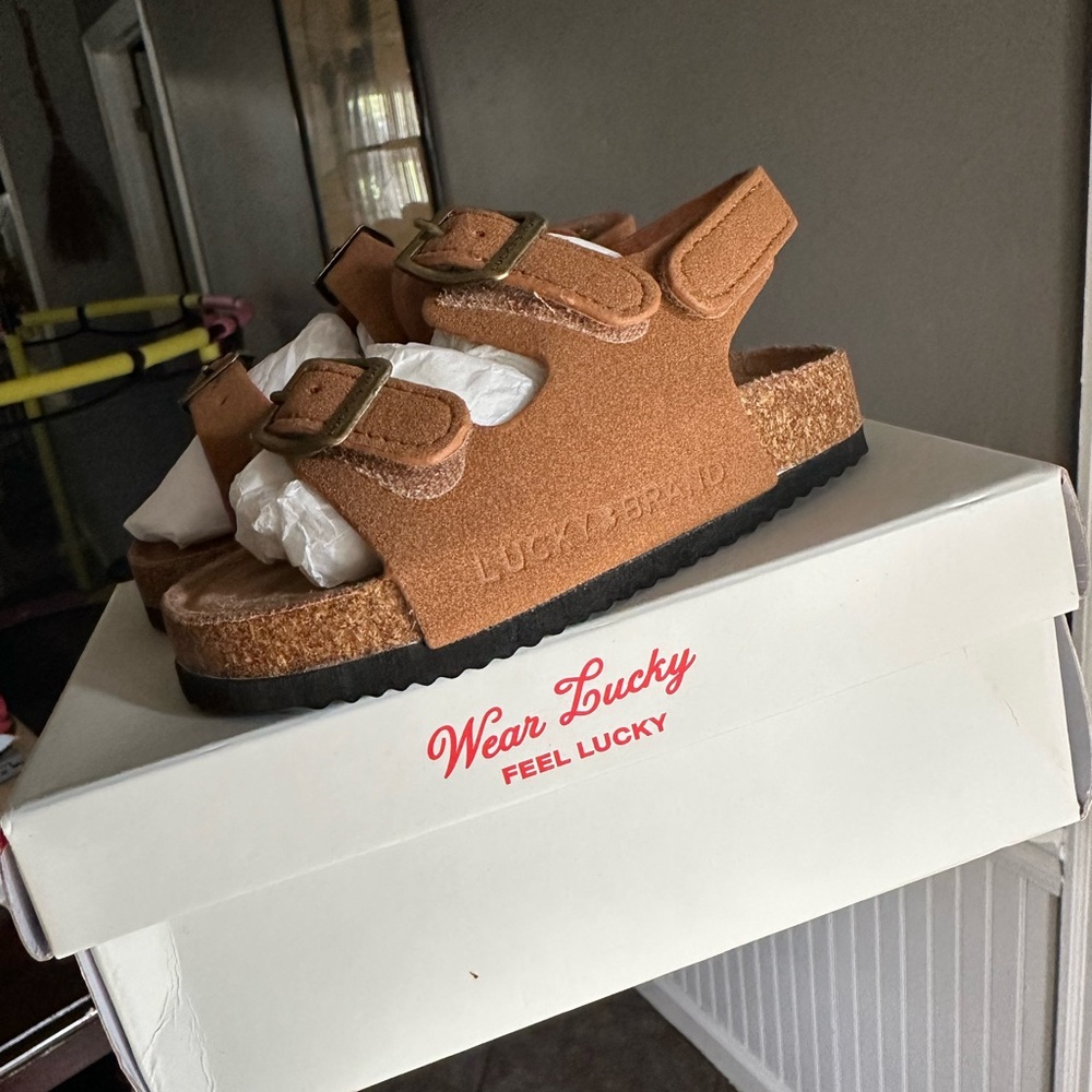 Lucky Brand Toddler Tan Suede Double-Buckle Sandals - Picture 4 of 6